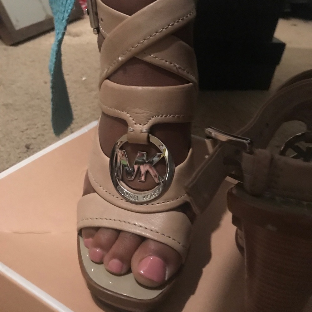 Michael Kors Warren Platform